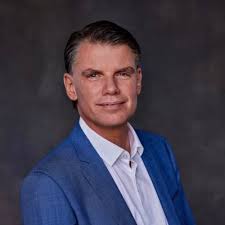 Renee Dekker (renee_dekker@)