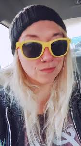 Mandy Bushnell (@missmeows94)