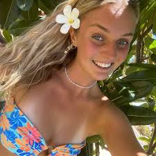 Stacey Tyler (@staceytyler_) • Instagram photos and videos