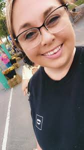 Girl Rapping with T Pain at Statefair