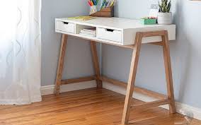 Temukan meja belajar favoritmu disini mengusung konsep meja belajar dengan gambar alfabet. Kenali Model Meja Belajar Supaya Belajar Lebih Maksimal Blog Qhomemart