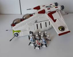скачать русификатор для Lego Star Wars 3 The Clone Wars Lego Star Wars Republic Gunship Moc By Jbb 777 With Muunilinst10 The Next Moc Will Be On Muunilinst Legostarwa Lego Star Wars Sets Lego Star Wars Lego Star