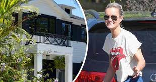 Par gwendoline richet le 25 mai 2021 à 12h00. Laeticia Hallyday Son Dernier Caprice Devoile Aux Fans