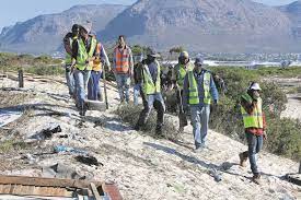 Police and law enforcement officials in cape town prevented rioters from reaching the capricorn shopping centre near the vrygrond township in south africa on july 14. Keeq4hqekwvovm