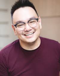 Mark Quach's Instagram, Twitter & Facebook