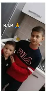 Daniel fusinato, il bimbo ucciso assieme al fratellino di 5 anni nella tragica sparatoria ad ardea, era, come molti suoi compagni, un grande appassionato di calcio. Mxheuiyw7ye9fm