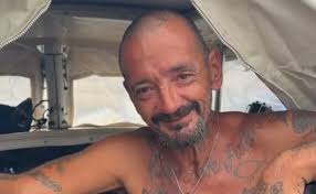 Certified Florida Man Named “Lieutenant Dan” Is Attempting To Ride Out  Hurricane Milton In The Tampa Harbor In His 20-Foot Sailboat