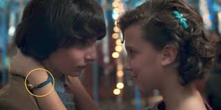 This Hopper Hair Tie Detail From 'Stranger Things' Connects Him & His  Daughter To Eleven