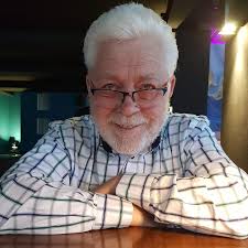 🇩🇪 Stefan Reisinger 🇩🇪 +++ Der 1984 in Regensburg geborene Stefan  Reisinger @sgx_pfeifen ist nicht mehr neu auf dem Pfeifenmarkt und bringt  durch seinen Beruf als Dreher hohes handwerkliches Potenzial mit,