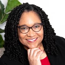 Doris Pagan (@dvpagan)