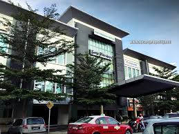 Book an appointment with us here! Office For Rent Precinct 15h For Rent Spacious Office In 1st Floor Of Pusat Perdagangan Greenpark