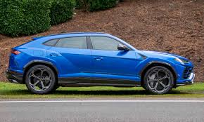 Nobody who buys this is going to get it anywhere close to fertilizer, mud, ice cream or splinters. 2020 Lamborghini Urus Review Autonxt