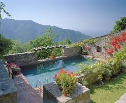 Need Help Finding Vacation Rentals Live The Destination With Homeaway Hinterhof Neu Gestalten Toskana Haus Hintergarten