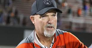 Football: Verona head coach Dave Richardson joins 200 career win club