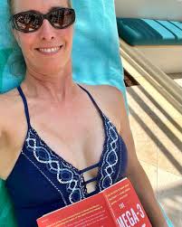 Lesley Witt (@beachhealthandwellness) • Instagram photos and videos