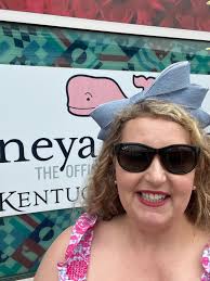 HerKentucky — Kentucky Life + Style + Travel Blog