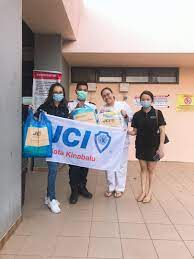Datin seri panglima hajah shuryani binti datuk haji shuaib. 250 Diy Face Shields Donated To Frontliners Borneo Post Online