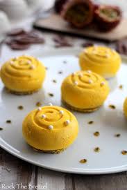 Mini Tourbillons A La Vanille Et Fruits De La Passion Rock The Bretzel Recette Alimentation Fruit De La Passion Recette Tarte Banane Chocolat