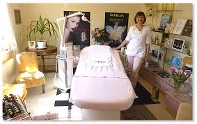 Zudem ist sabine mauermann ausgebildete . Beauty Salon Stiller