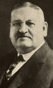 Maria Colburn's Instagram, Twitter & Facebook