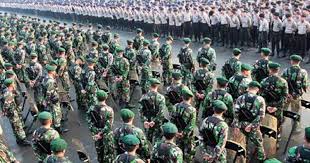 Saya berminat untuk menjadi juruterbang kerana pekerjaan ini membolehkan saya mengembara ke seluruh dunia. Contoh Karangan Cita Cita Menjadi Tentara Polisi Dalam Bahasa Inggris Bahasa Inggris Xyz