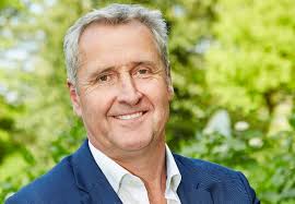 Mark Austin goes 'back