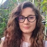 60+ profiluri „Paula Cristina”