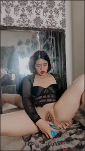 Alexx Ave bath scenes - join her sensual moments