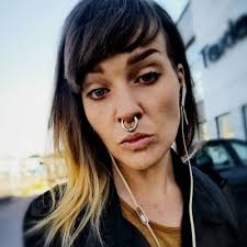 Anni Christensen (@garlicish)