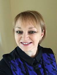 Janet Dillon's Instagram, Twitter & Facebook