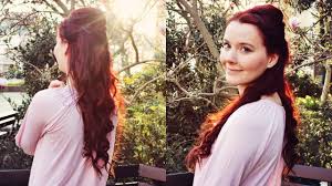 Zuerst ziehen sie vier strähnen. Abschlussball Frisur Edle Haare Fur Festliche Anlasse Youtube