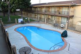 We program our gyms with pools to provide swim lessons, group swimming classes and much more. Menifee Inn Usa Booking Com