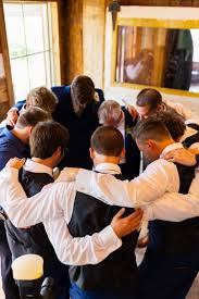 5 Tips for Booking Ranch Wedding Photographer in North Texas