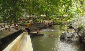 Mengulas lebih lanjut mengenai musim kemarau yang sedang melanda perlis ketika ini, jack memberitahu suhu yang mencecah 40 darjah. Aktiviti Sungai Air Terjun Di Perlis Dihenti Sementara