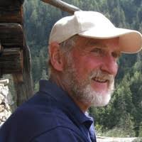 10 "Daniel Hari" profiles