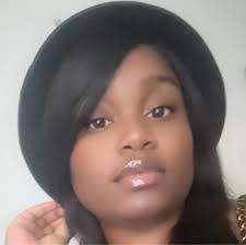 Annette Derrick's Instagram, Twitter & Facebook