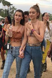 Последние твиты от bella hadid (@bellahadid). Valeria On Twitter In 2021 Gigi Hadid Outfits Bella Gigi Hadid Gigi Hadid Style