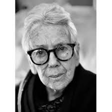 Pauline Coates's Instagram, Twitter & Facebook