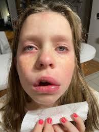 This post is about Kelly Boweling Crabb that used to sing with her family  the Crabb Family..