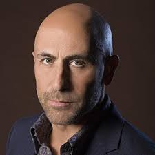 CSI: Vegas S14E16: Mörderische Züge (Killer Moves)