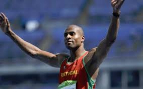 Discover more from the olympic channel, including video highlights, replays, news and facts about olympic athlete nelson evora. Nelson Evora Desiludido Com Medalha De Bronze Nova Gente