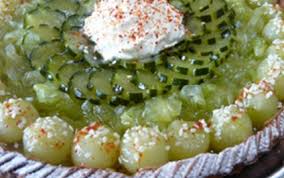 La Tarte Aux Concombres Du Lot Et Garonne Creme Fouettee Au Piment D Espelette Recette Piment Espelette Creme Fouettee Concombre