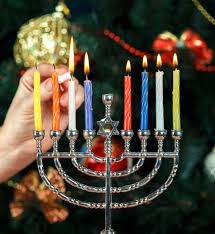 20 Ways To Celebrate Hanukkah When Christmas Is Everywhere Mom Com