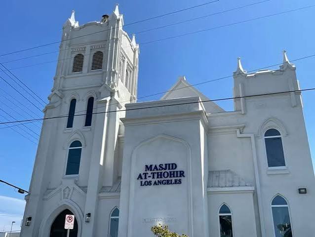 Masjid At-Thohir LA