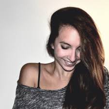 Amanda Killam's Instagram, Twitter & Facebook