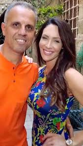 Do we think Angela sent Kenya the pictures?