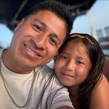 Comedian Karl Porter does an incredible impression of a goal celebration in  slow motion... 😂