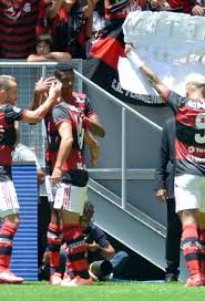 Bruno henrique foi o destaque do jogo com três gols. Flamengo Dara Prioridade Para Socio Torcedor Na Venda De Ingresso Para Jogo Na Libertadores Coluna Do Vene O Dia