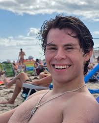 Instagram video by Sebastian Mercon • Jan 21, 2025 at 6:32 PM