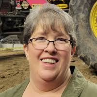 Michelle Asay's Instagram, Twitter & Facebook